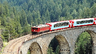 StMoritzTrain_small StMoritzTrain_small
